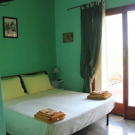 Guest House Villa Di Judighes