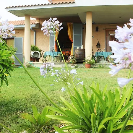 Guest House Villa Di Judighes